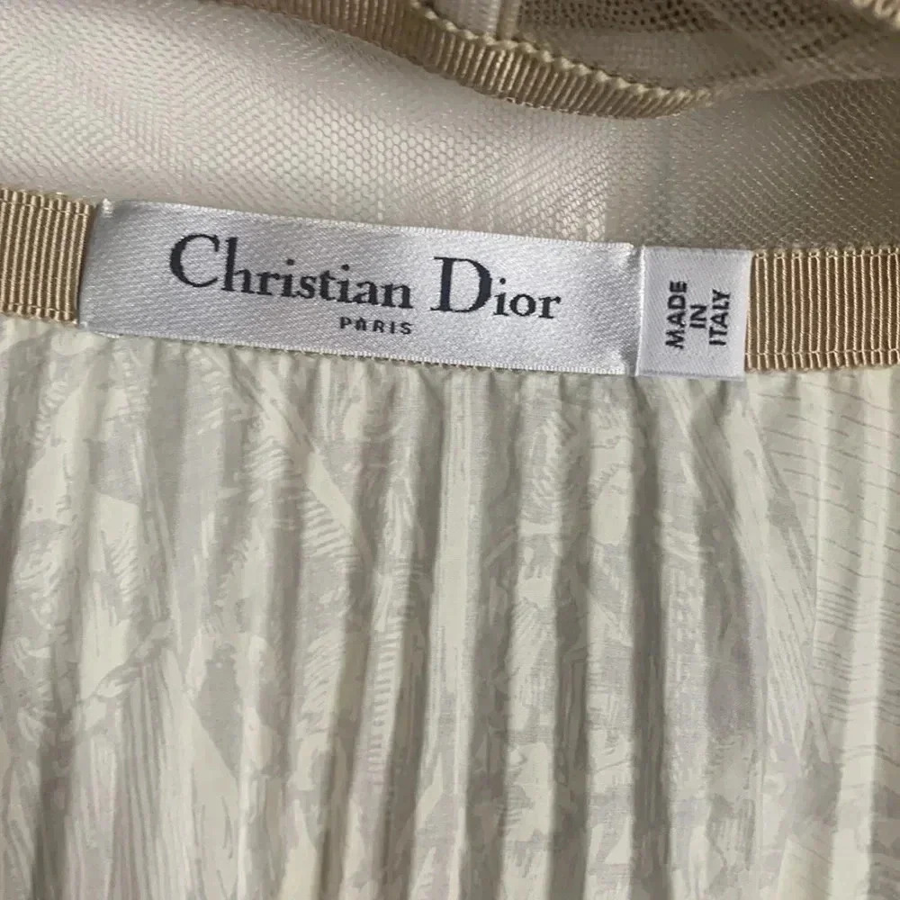 EUC CHRISTIAN DIOR womens pleated mid length skirt in bone and light lavender 8 - Picture 5 of 9